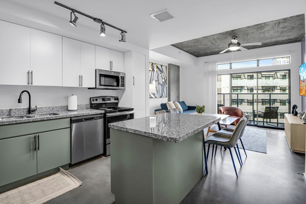 Phoenix Urban Luxury Escape
