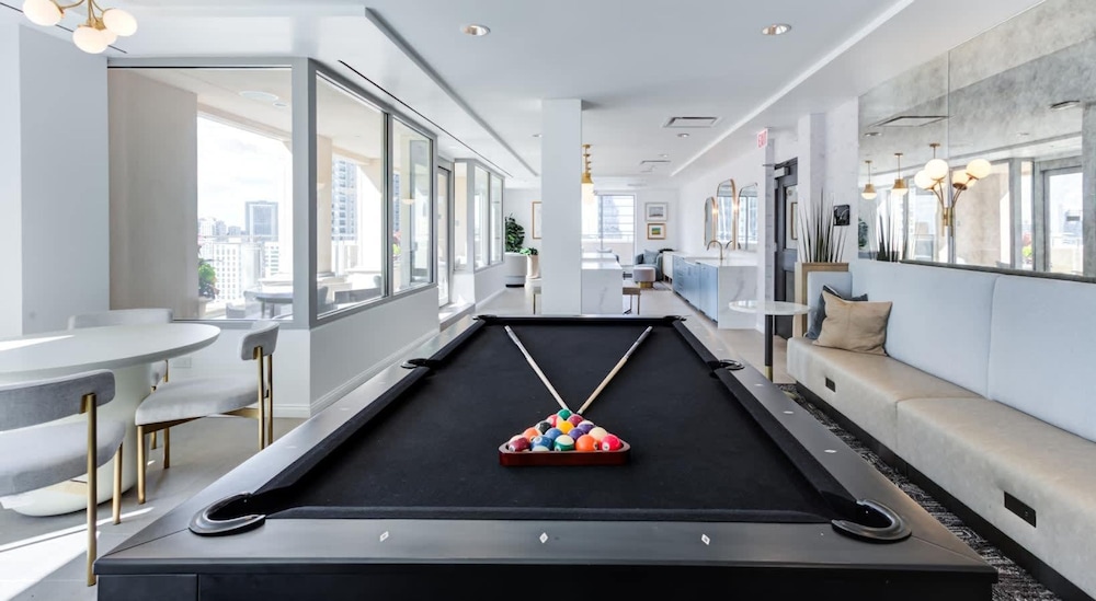 Downtown Group Ideal 2 Luxury Units Iconic Views