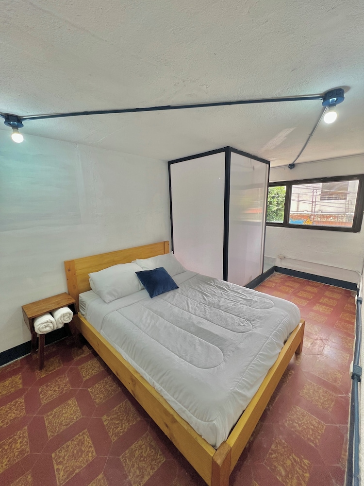 Hostal Urban