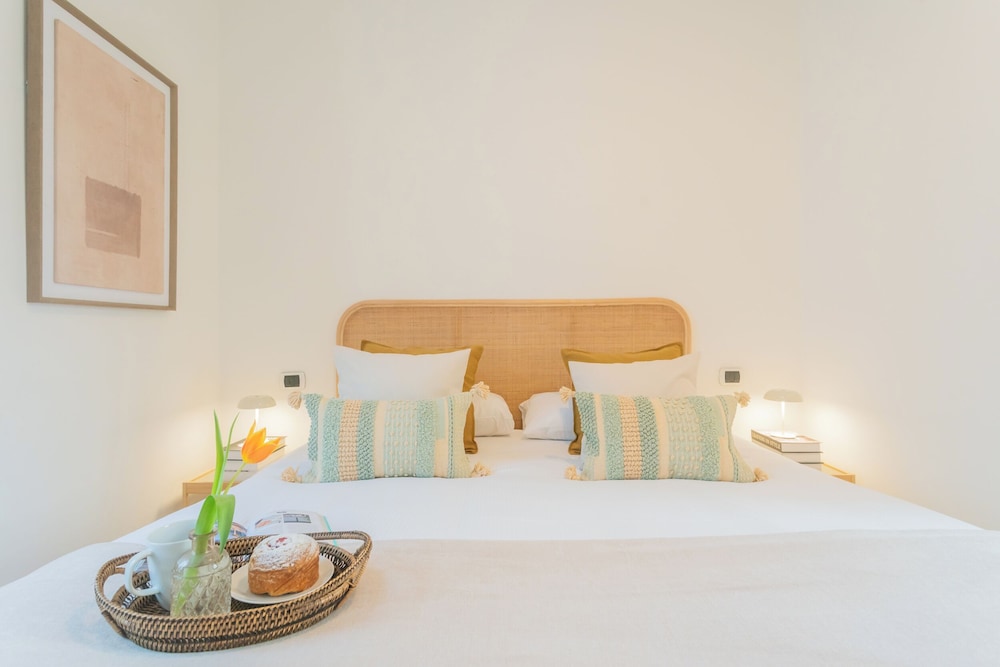 Casa Odescalchi by Rent all Como