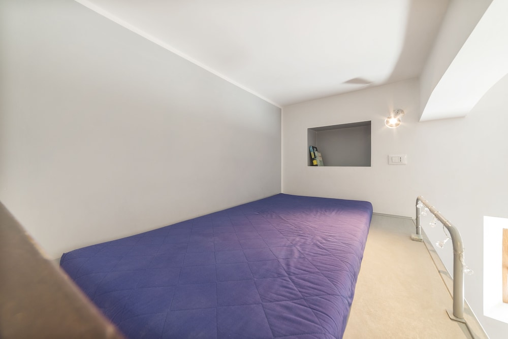 Colosseo & Colle Oppio Charming Apartment