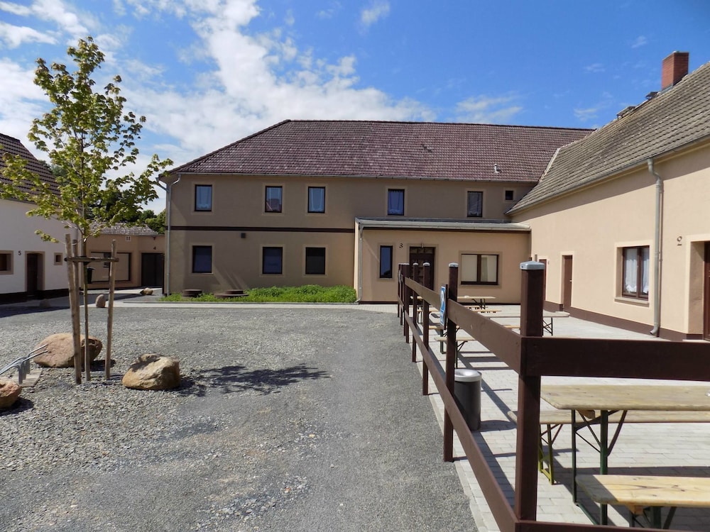 Heidehotel Jagdhof Dobra GmbH