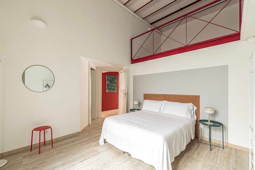 Central City Apartment by Wonderful Italy
