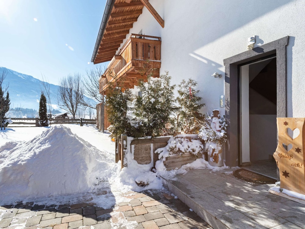 Apartment in Saalfelden Near Ski Slopes view 3