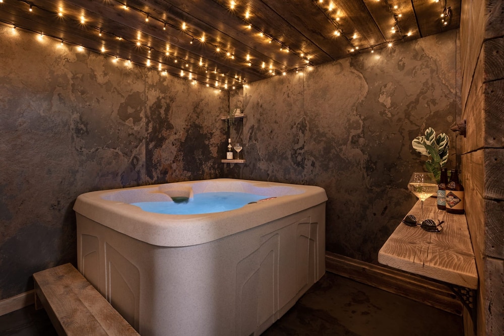 Wharton House Mews Retreat for two
