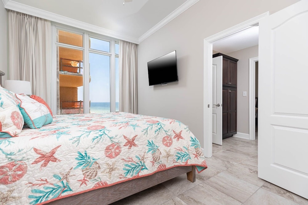 Phoenix Gulf Towers 604 4 Bedroom Condo