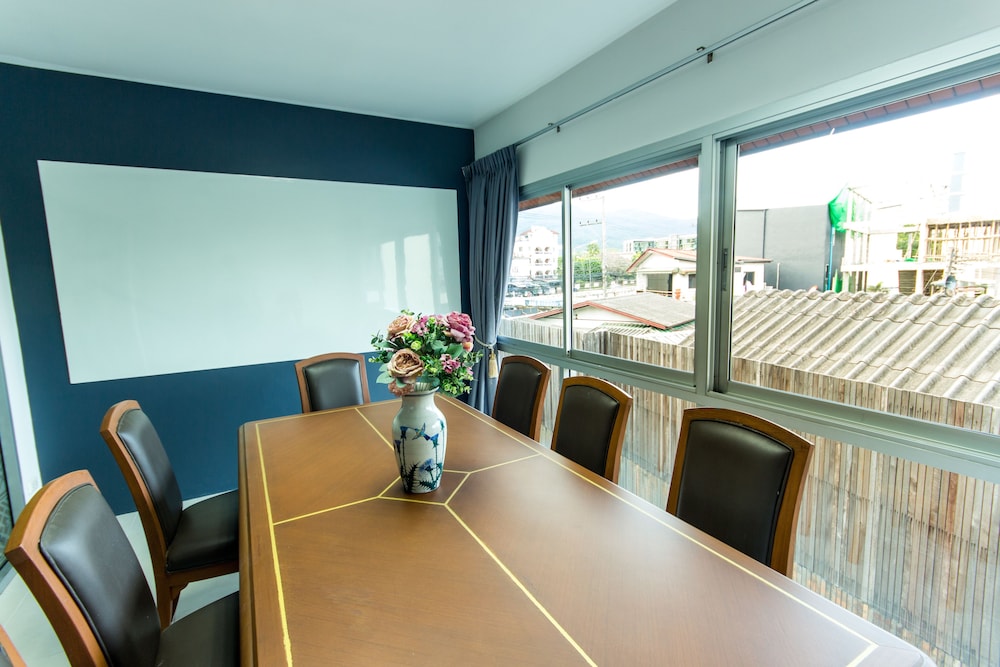 meeting & event spaces