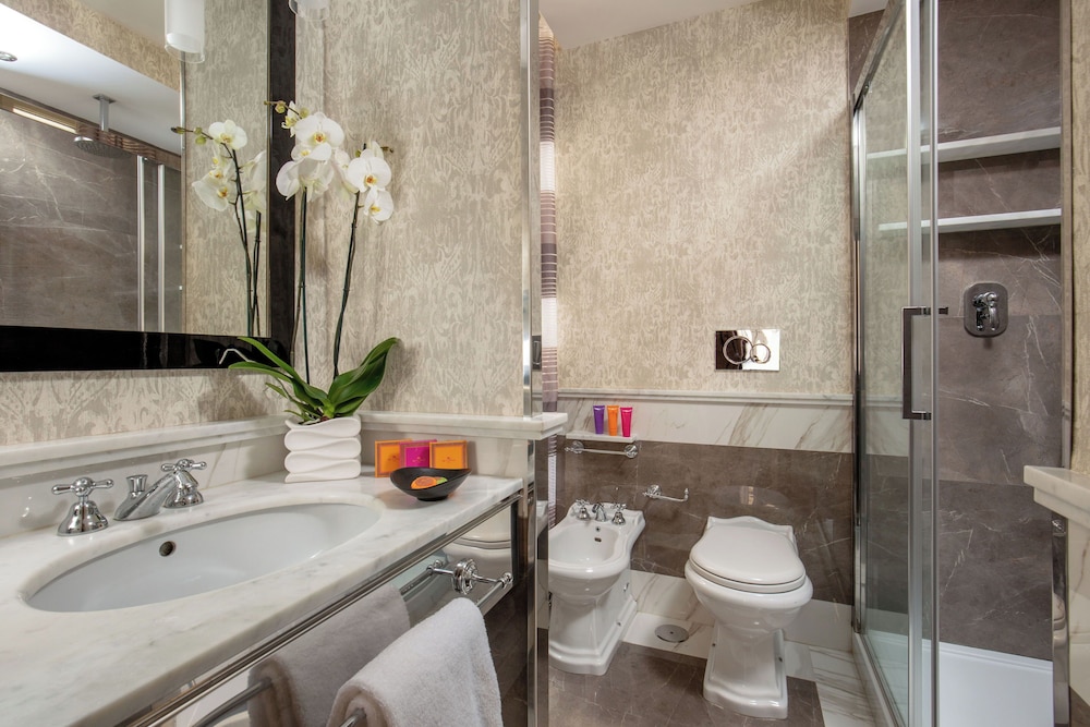 The Inn at the Spanish Steps Luxury Collection - Mario de' Fiori Home