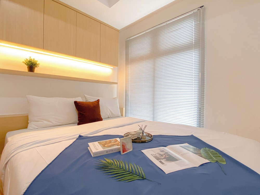 Simple 3Br At Pollux Chadstone Apartment