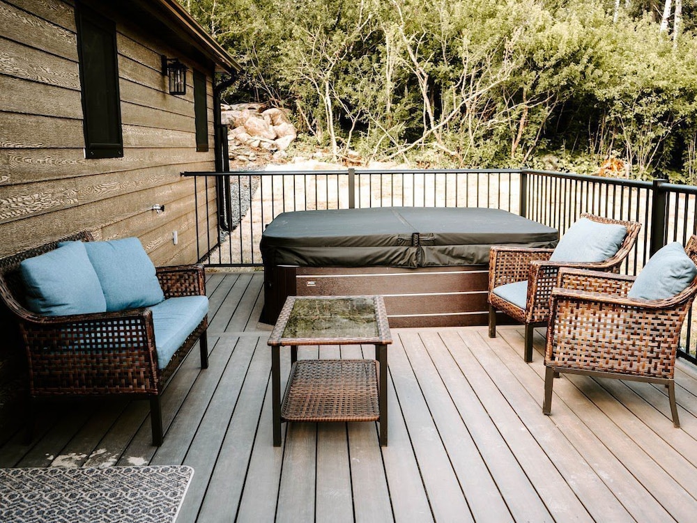 Faloma Lakeside Cabins