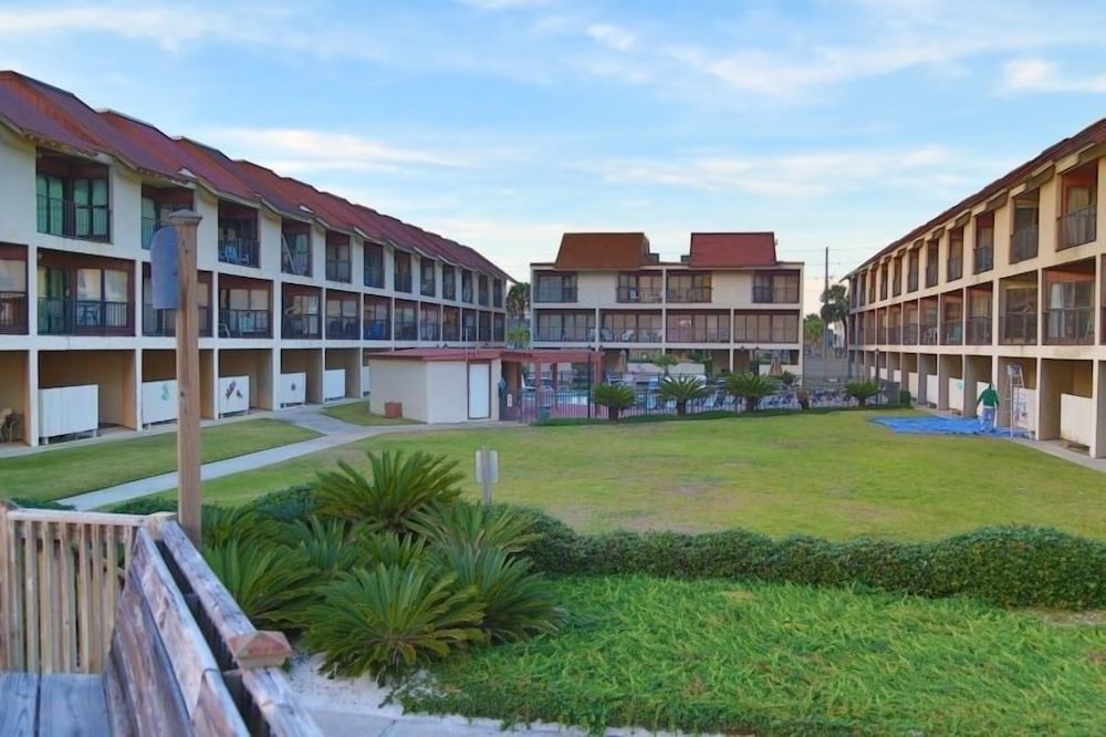 Gulfside Townhome 6 2 Bedroom Townhouse