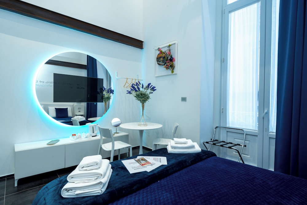 B&B Skyhouse Chiaia