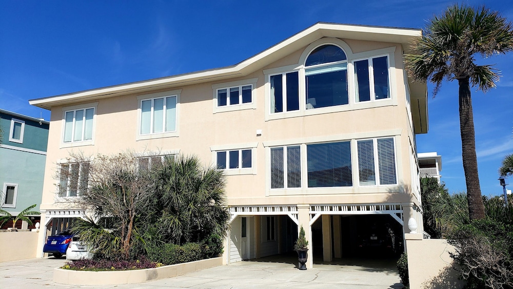 1711-A Strand Avenue by Tybee Vacation Rentals