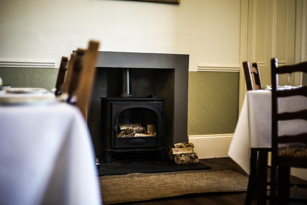 Fir Tree B&B at Galvelbeg House