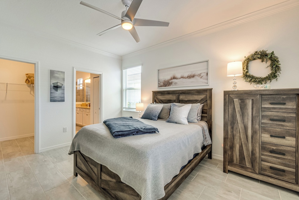 Coastal Home w/ Swim Spa & Lanai in Port Charlotte