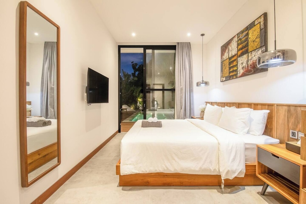 Elegant Villa Sinara 2BR With Sea View