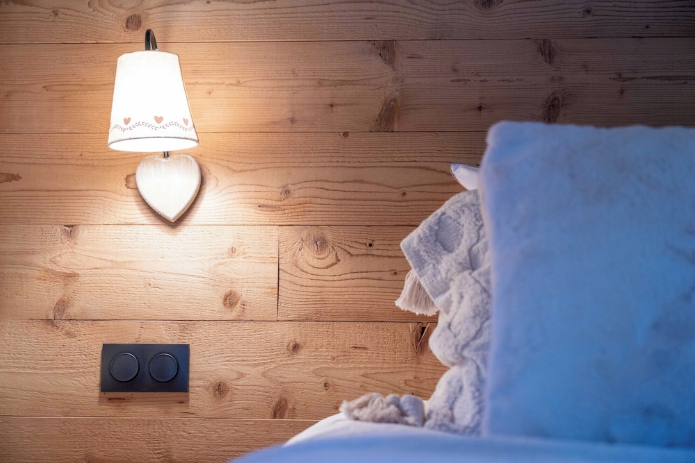 Cozy Chalet 3br/6p With Balcony - Megeve