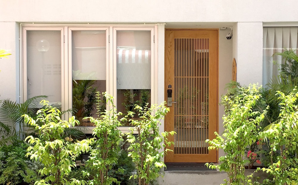 Benri sriracha residence