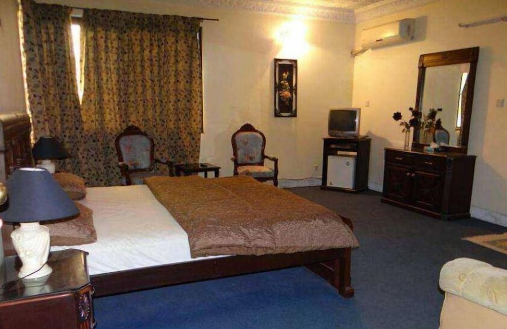 Exclusive Guest House view 5
