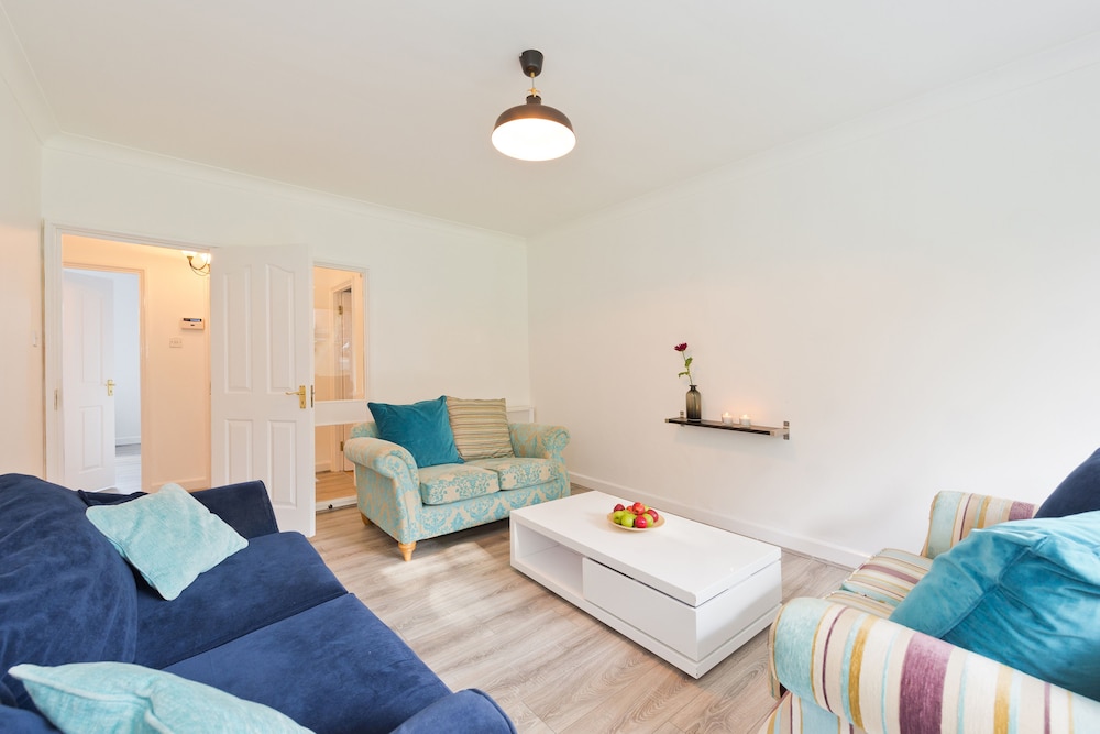 your place - Ballsbridge Court