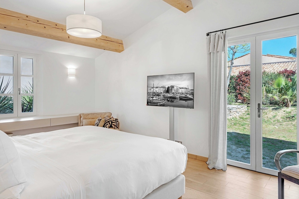 Exceptional Villa- AC- 5br-10p- Baie des Canebiers