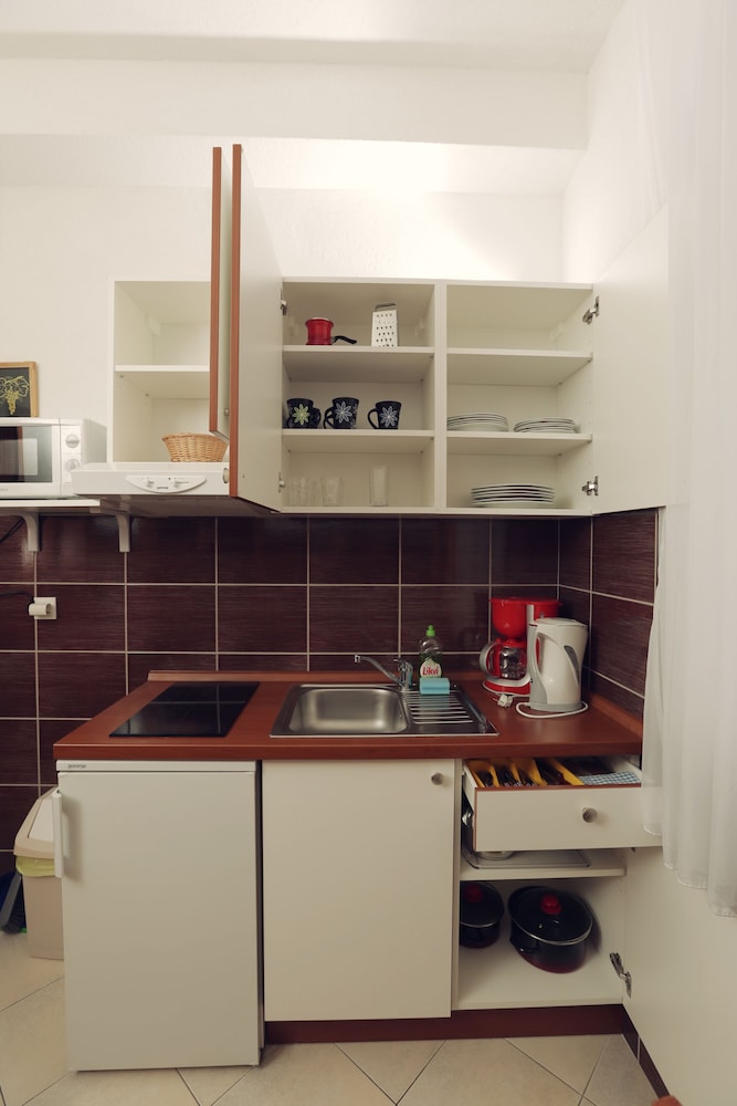 Apartments Vila Adrijana and Fitness Studio Wolf