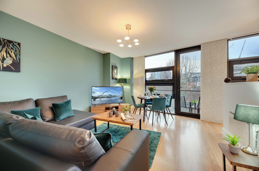 Laing Apartments