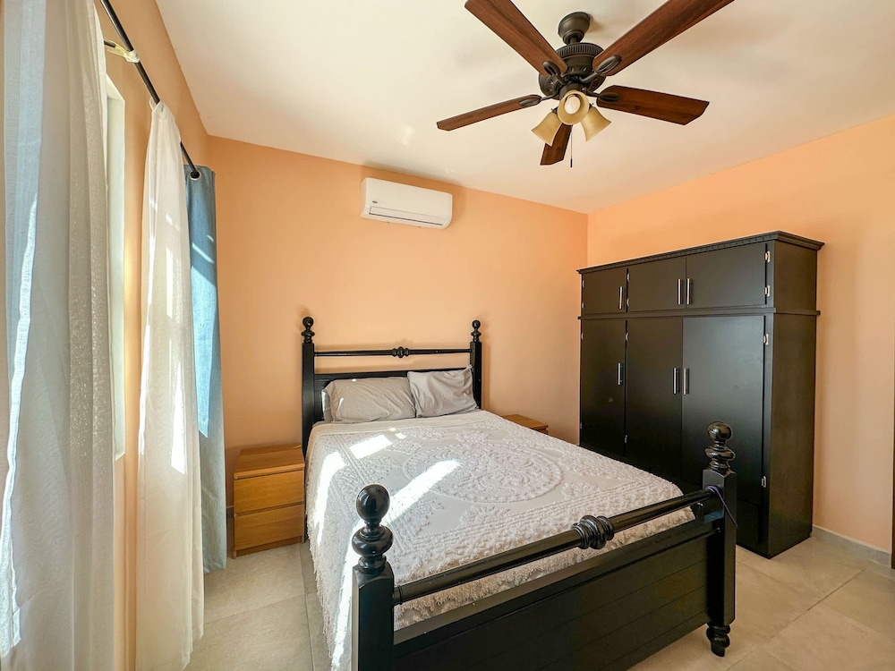 Town Shore Escape 3BR Haven