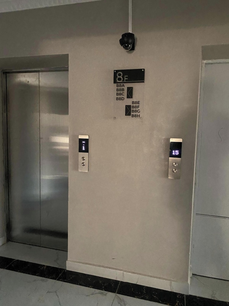 One Bedroom at Marina Bay Square