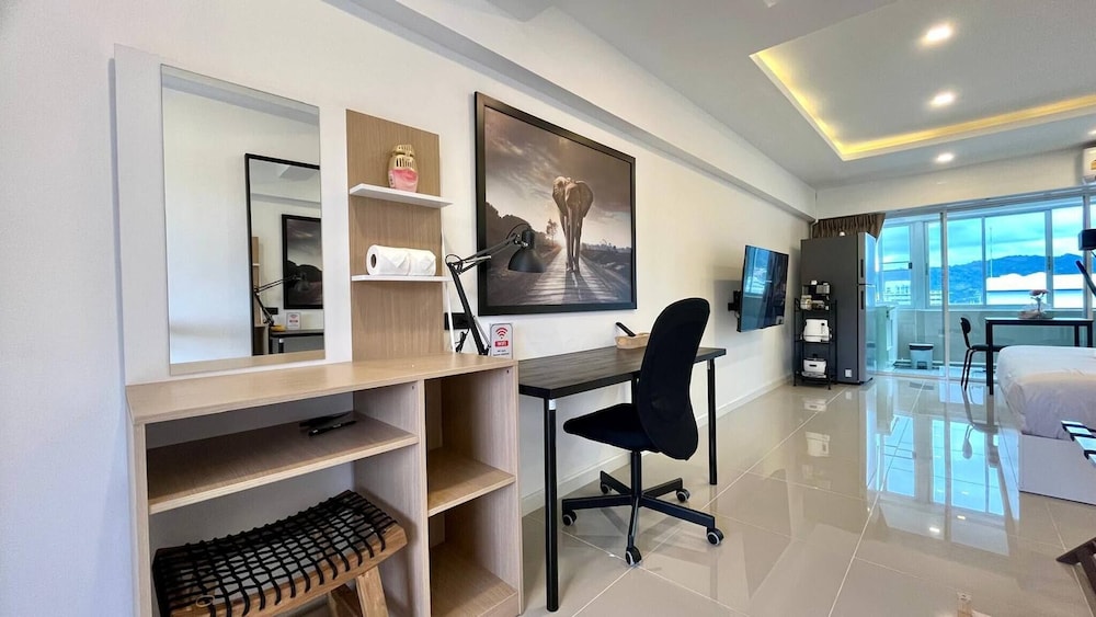 Heritage - Modern Studio Shared Pool, City Centre