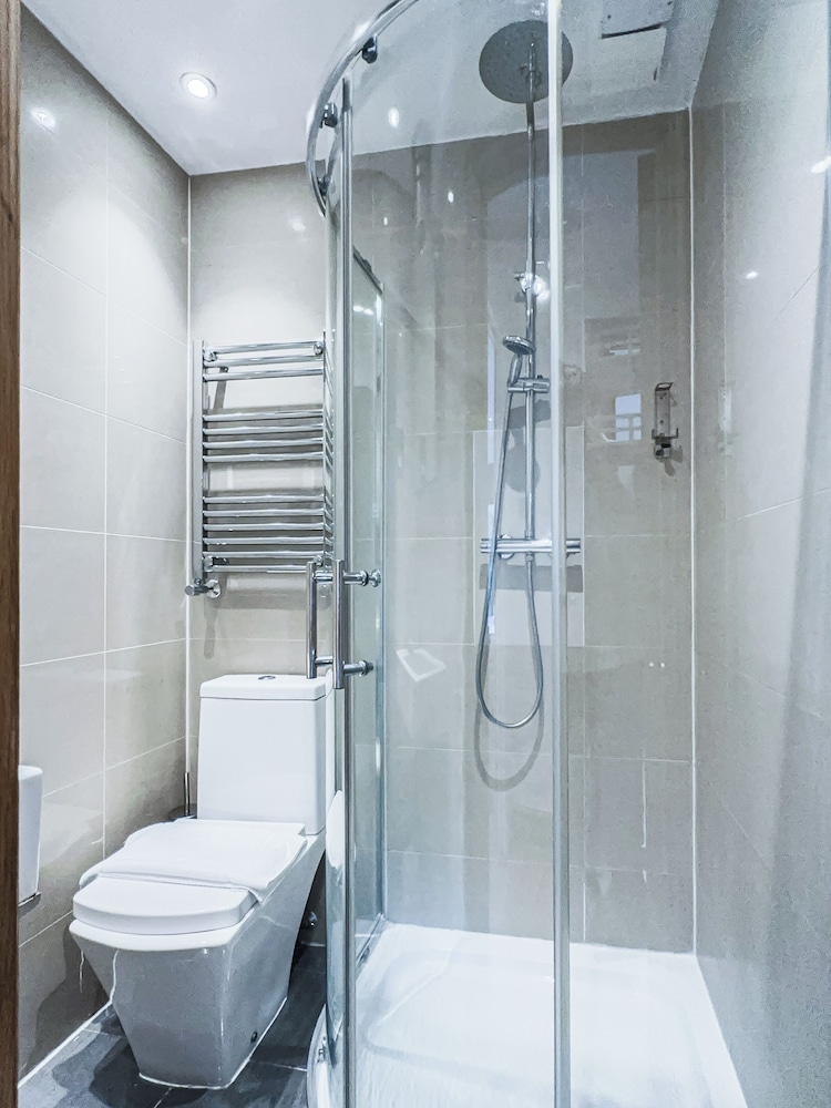 Imperial Earls Court Apartments