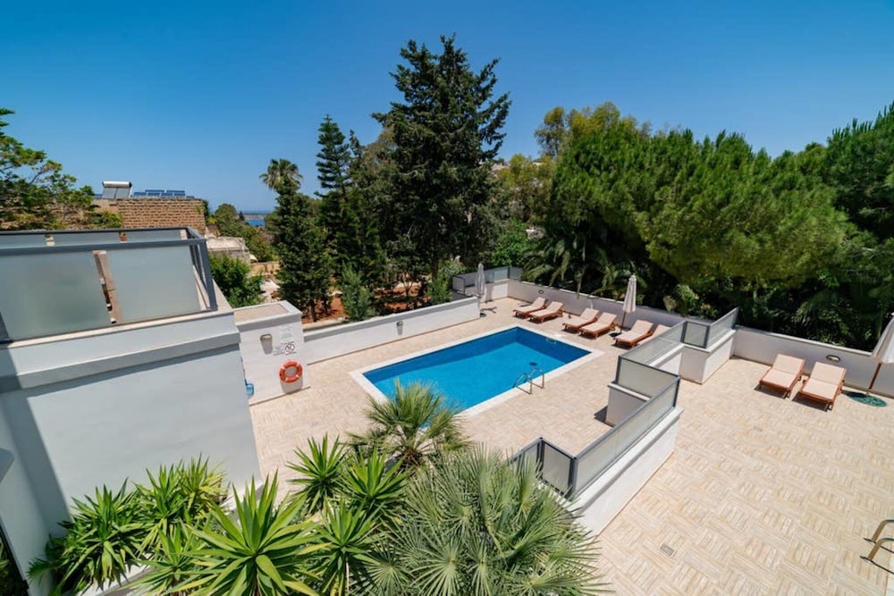 Villa Stephanotis 3 Bedroom With Private Pool view 4