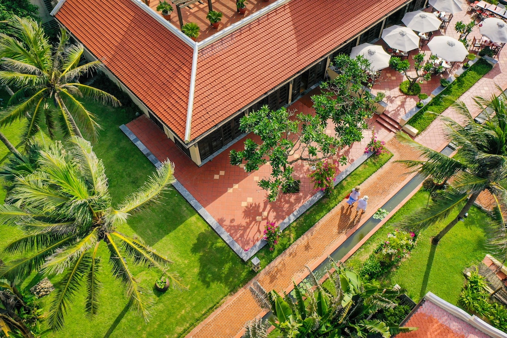Victoria Hoi An Beach Resort & Spa
