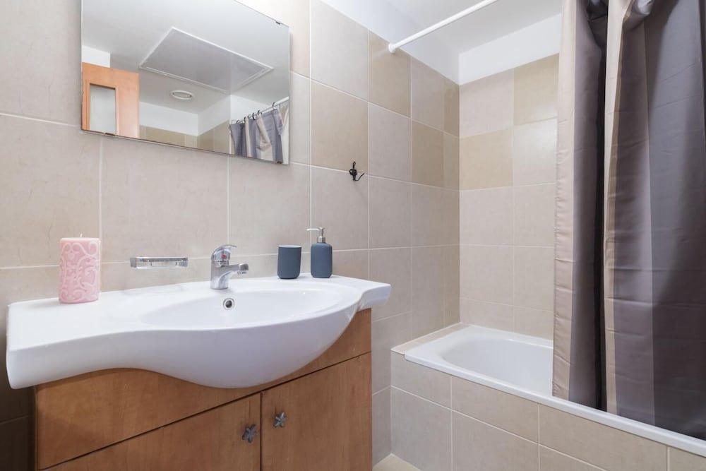 Sweethome26 - Jerusalem Center 6 Pers
