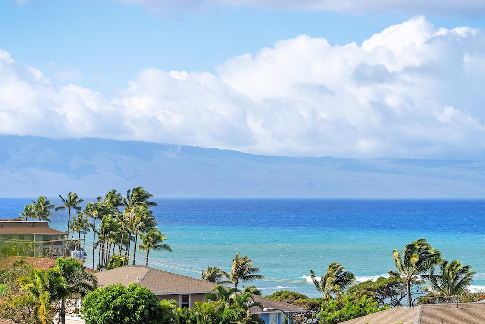 Kahana Villa E609 in Lahaina