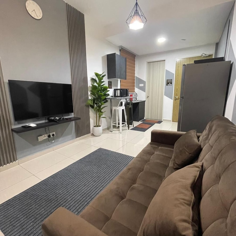 Legasi Kampung Bharu Guesthouse