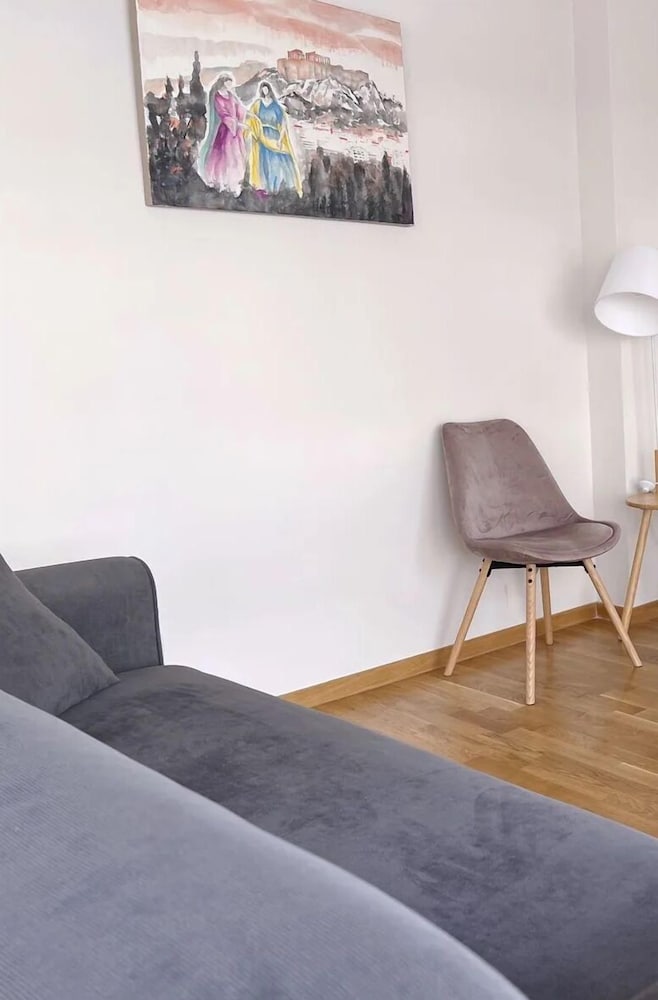 Skiathou 12 Glyfada Residences