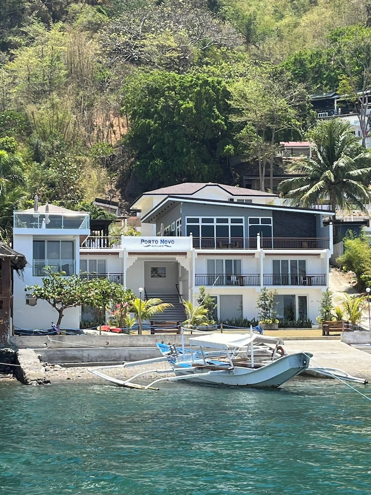 Porto Novo Anilao view 3