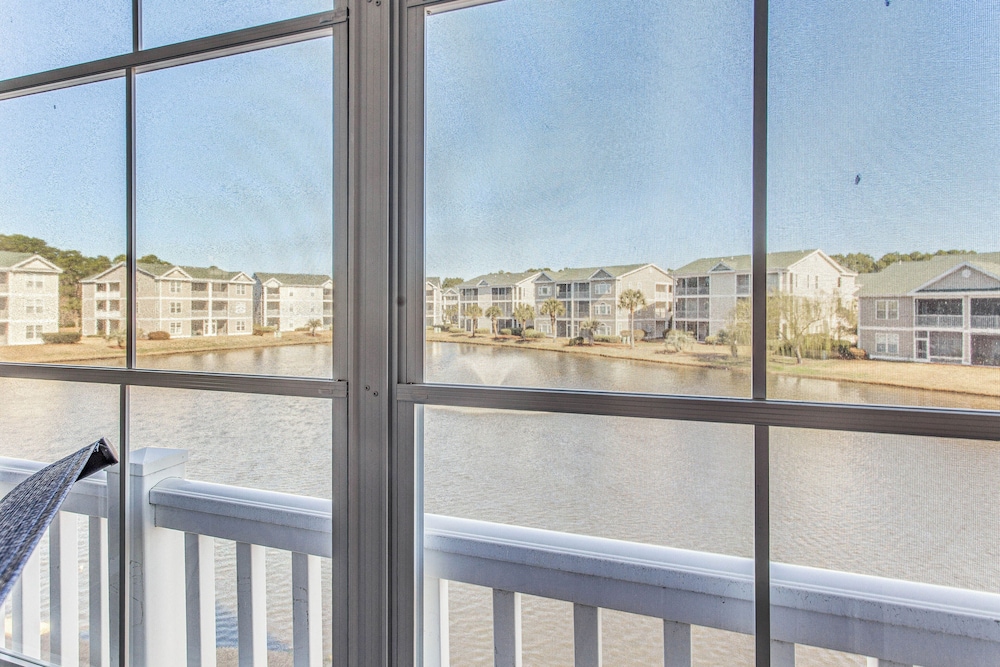 5 Mi to Shore: Condo w/ Patio in Sunset Beach!