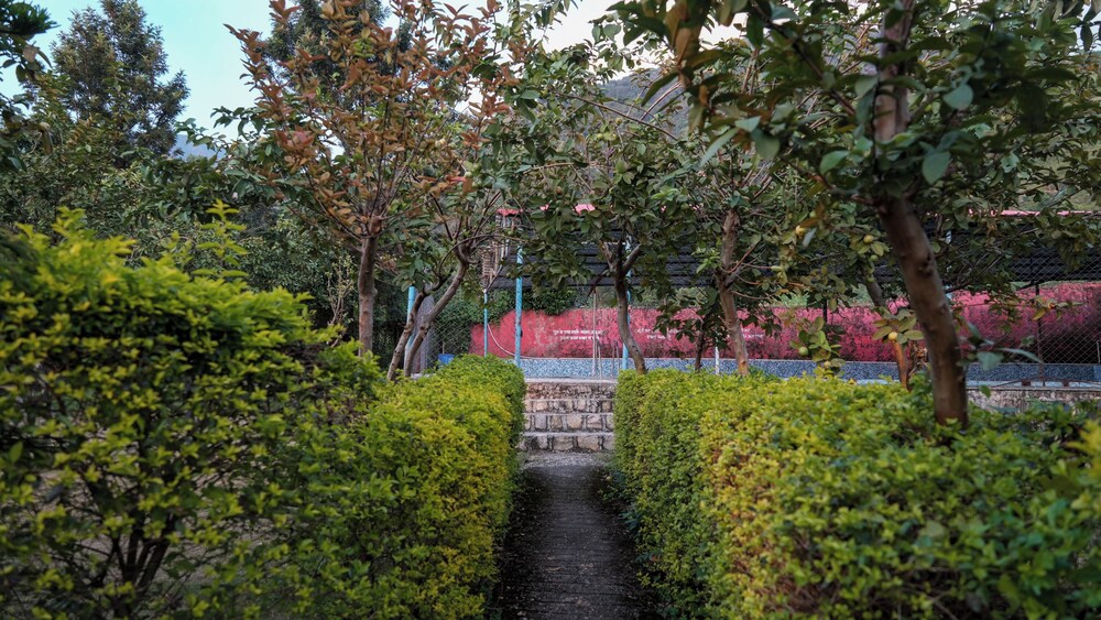 Rana Farm & Resort