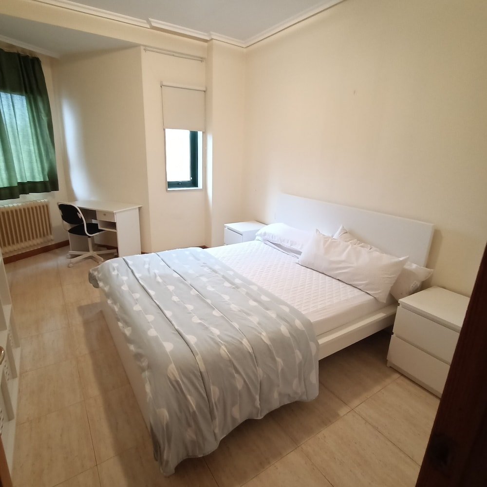 Samil Beachfront Apartment en Vigo — hotel room