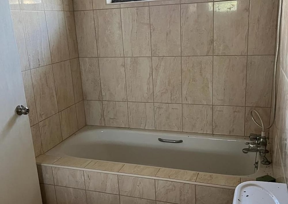 Beautiful 2-bed House in St George