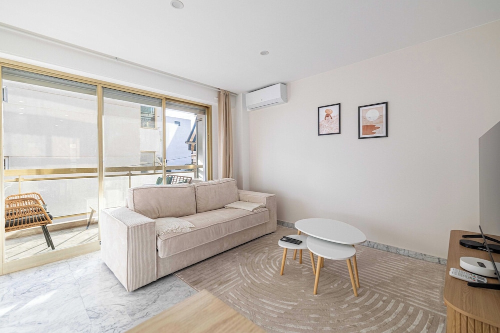 Elegant apt With Balcony Near the Beaches - Cannes