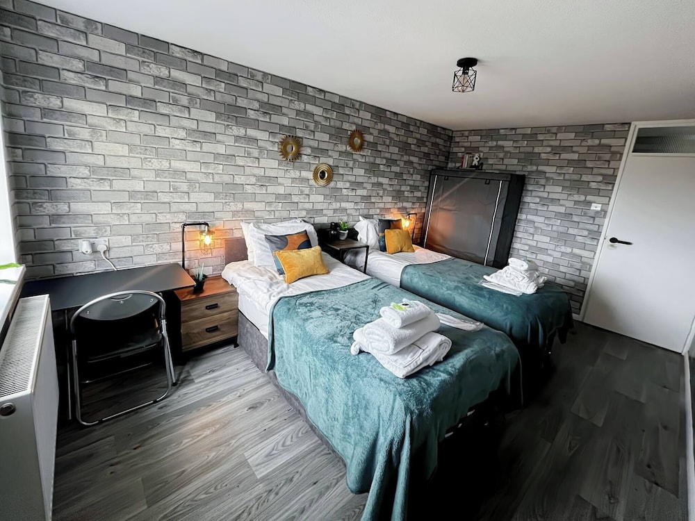 Cozy 1-bed Apartment In Central Brighton Sleeps 2