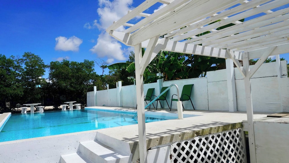 See Belize Tranquil Sea View Studio With