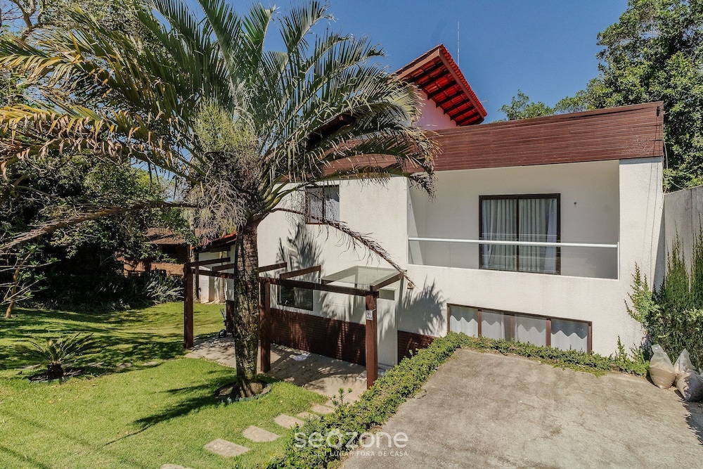 4BR House Pool & BBQ 500m From Beach Che0401