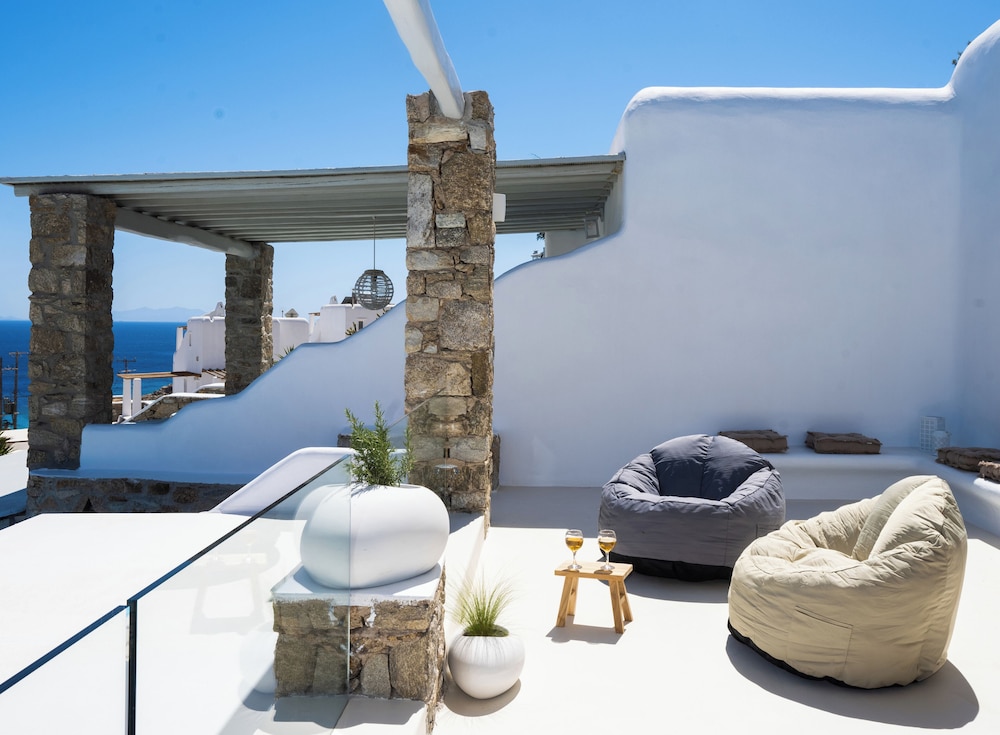 CAVO BLUE VILLAS