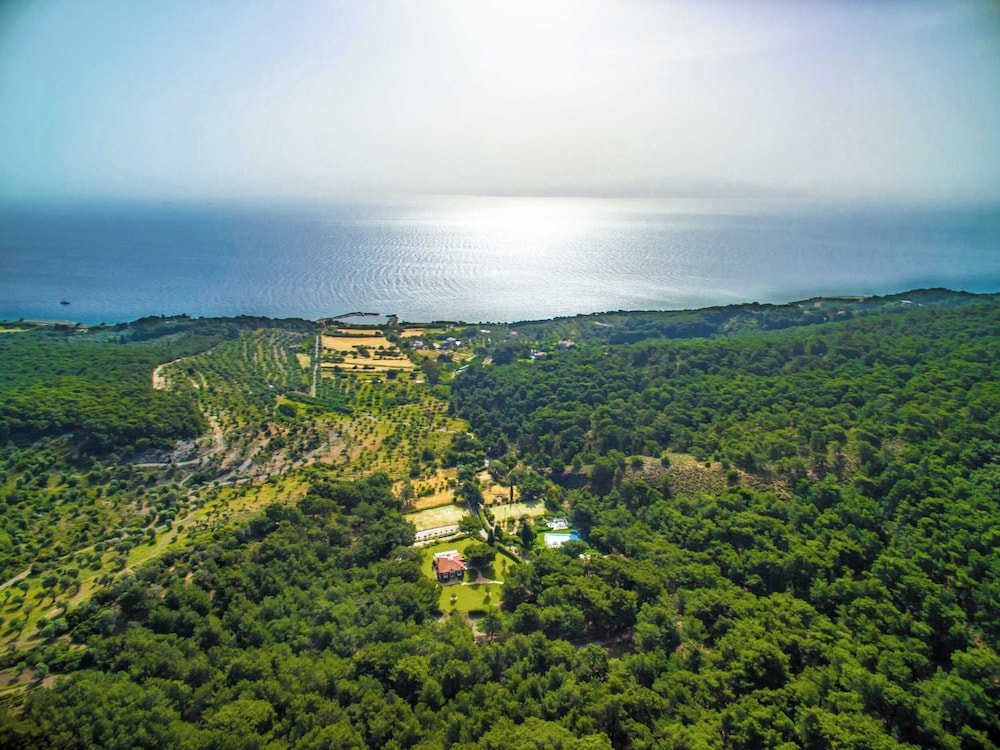 Villa Lauriet Kratigos - Private Escape With Views