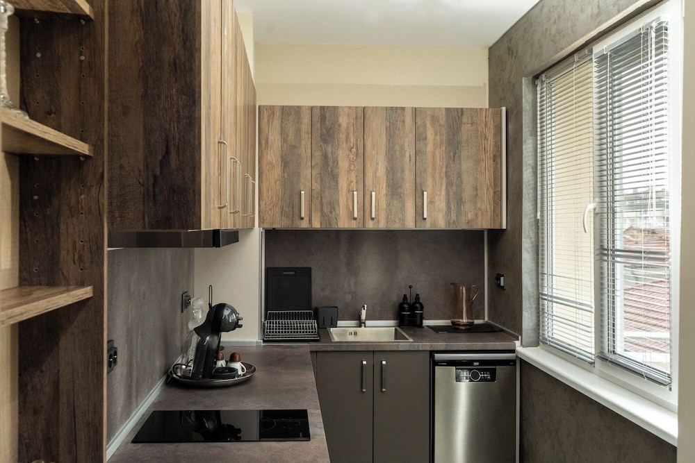 Apartment 8