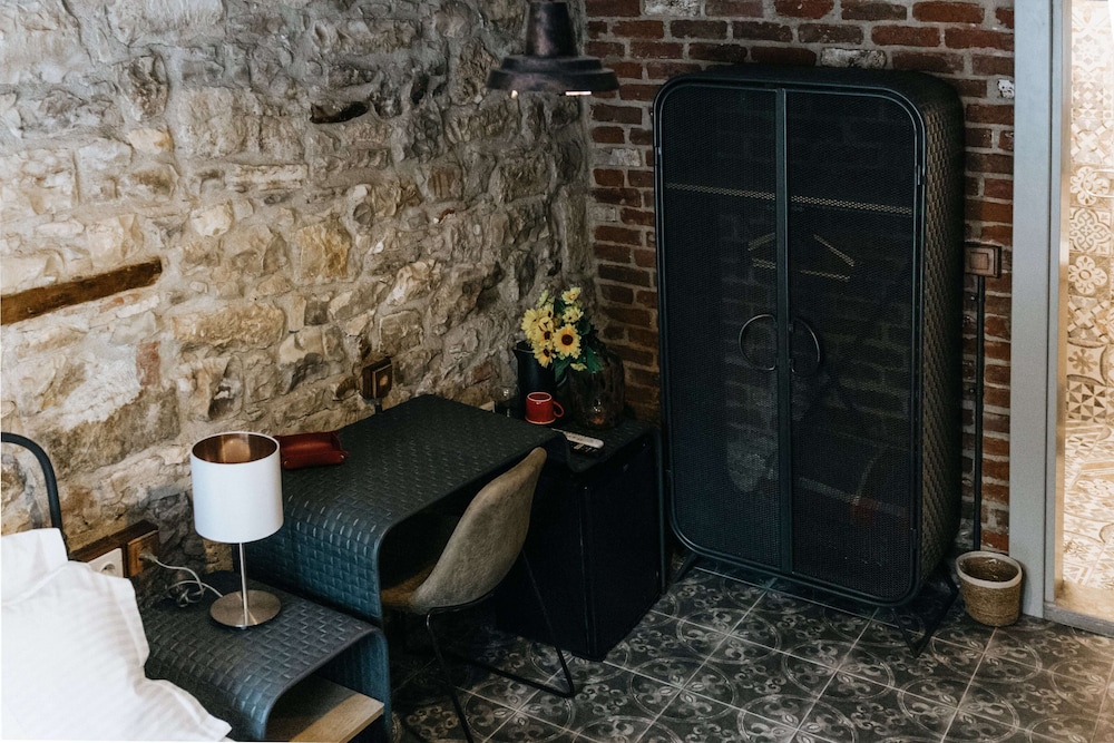 ALAZ URLA ROOMS